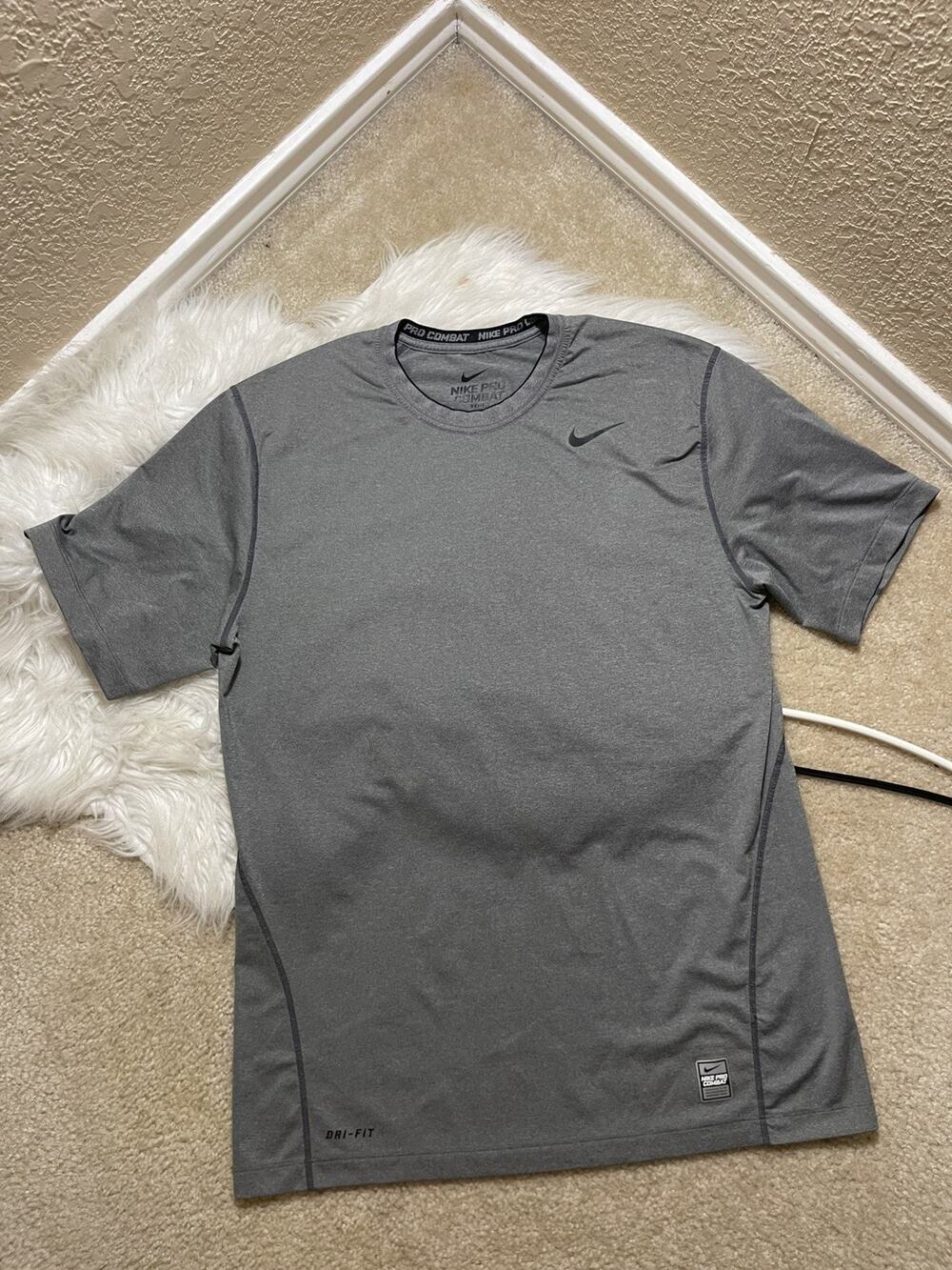 Nike Pro Combat Shirt Mens S Gray Dri-FIT Fitted Short Sleeve Jersey Performance